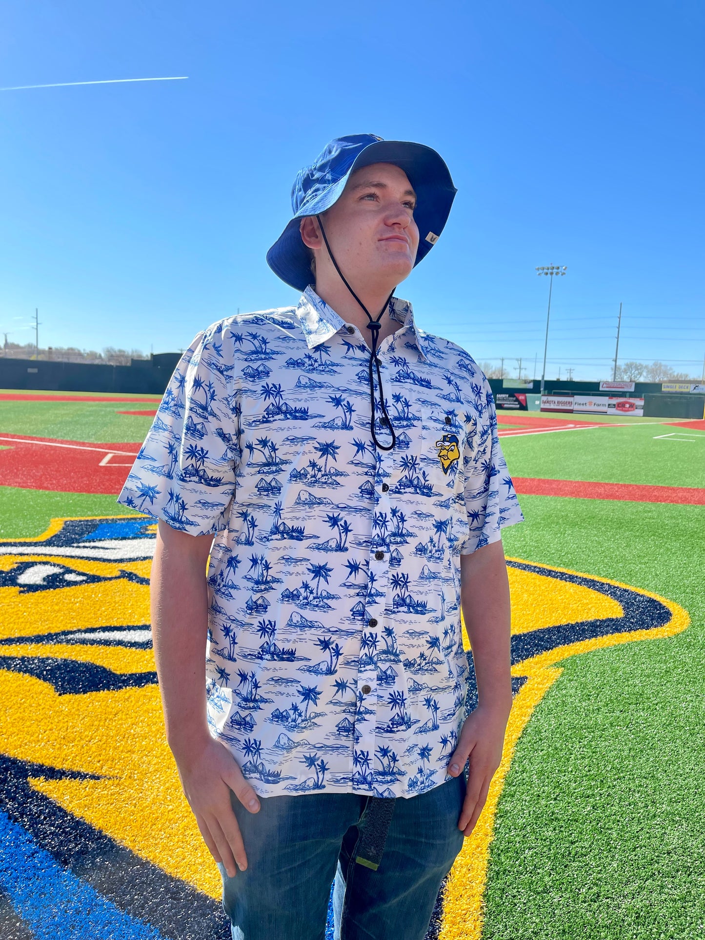 Men's White Hawaiian Button-Up